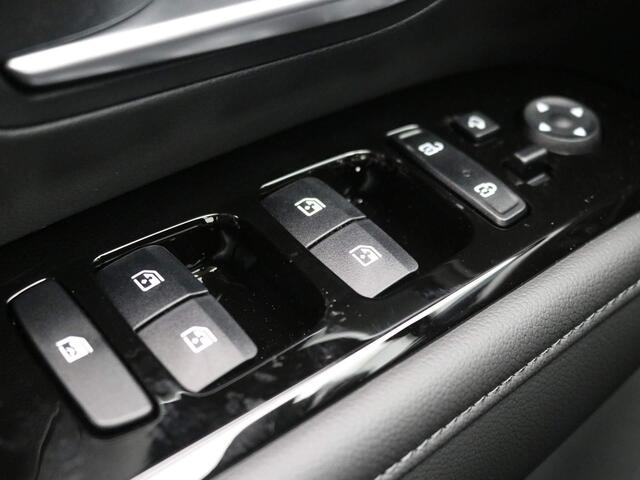 Hyundai TUCSON 1.6 T-GDI PHEV Premium Sky 4WD / ¤ 7.200,- Voordeel! / ¤ 46.990,- rijklaar / Direct Leverbaar / GROOT Glazen schuif-kanteldak / Navigatie + Apple Carplay/Android Auto / Climate Control / Adaptieve Cruise Control /