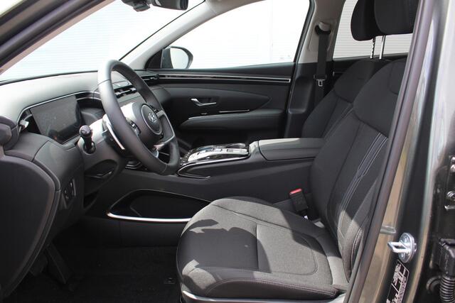Hyundai TUCSON 1.6 T-GDI PHEV Comfort Smart 4WD / ¤ 6.000,- Prijsvoordeel / ¤ 43.890,- Rijklaar / Direct Leverbaar / Navigatie + Apple Carplay/Android Auto / Climate Control / Keyless Entry & Start /