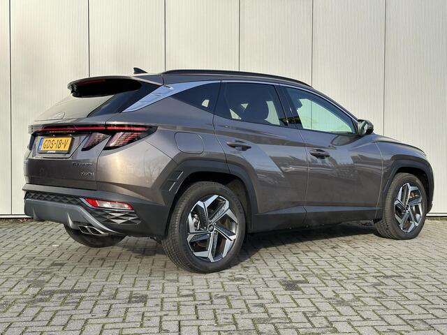 Hyundai TUCSON 1.6 T-GDI PHEV Comfort Smart 4WD / Navigatie / Apple Carplay & Android Auto / Achteruitrijcamera / Climate Control / Adaptive Cruise Control / Stoelverwarming / KRELL Audio / Parkeersensoren Voor + Achter /