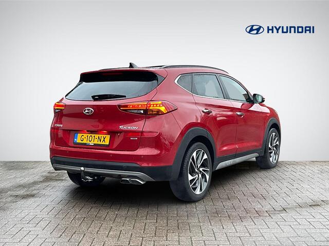 Hyundai TUCSON 1.6 T-GDI 4WD Premium Sky | Trekhaak | Panoramadak | Leder | Navigatie | 360° Camera | Apple Carplay/Anrdoid Auto | Stuur- + Stoelverwarming | Rijklaarprijs!