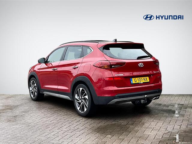 Hyundai TUCSON 1.6 T-GDI 4WD Premium Sky | Trekhaak | Panoramadak | Leder | Navigatie | 360° Camera | Apple Carplay/Anrdoid Auto | Stuur- + Stoelverwarming | Rijklaarprijs!
