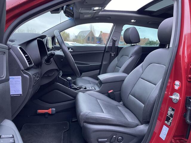 Hyundai TUCSON 1.6 T-GDI 4WD Premium Sky | Trekhaak | Panoramadak | Leder | Navigatie | 360° Camera | Apple Carplay/Anrdoid Auto | Stuur- + Stoelverwarming | Rijklaarprijs!