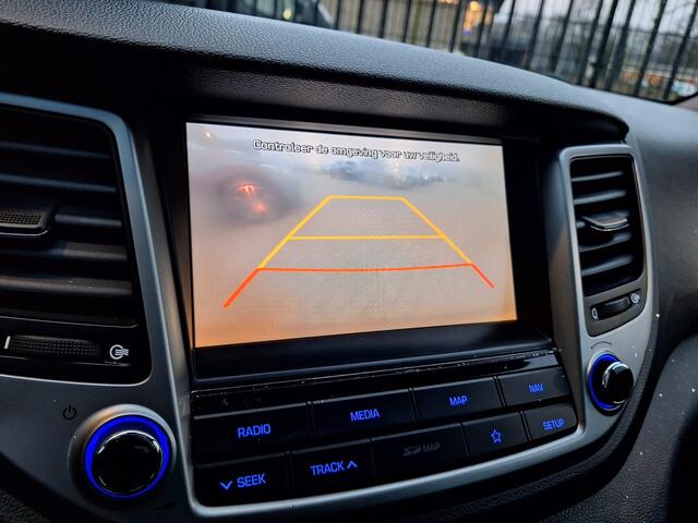Hyundai TUCSON 1.6 T-GDI MHEV Comfort | Trekhaak Afneembaar | Carplay | Panodak | Cruise Control | Navigatie | Camera | Stoelverwarming | Climate Control |