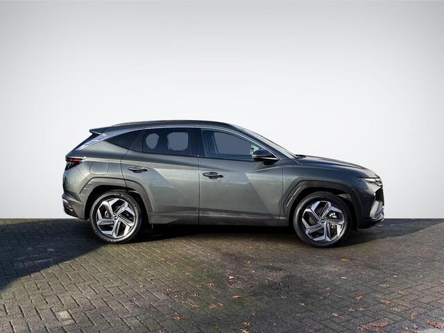 Hyundai TUCSON 1.6 T-GDI PHEV Comfort Smart 4WD | Navigatie | Camera | Apple Carplay/Android Auto | Stuur- + Stoelverwarming | Elek. Achterklep | Rijklaarprijs!
