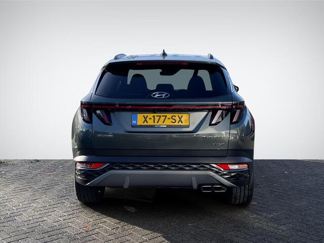 Hyundai TUCSON 1.6 T-GDI PHEV Comfort Smart 4WD | Navigatie | Camera | Apple Carplay/Android Auto | Stuur- + Stoelverwarming | Elek. Achterklep | Rijklaarprijs!