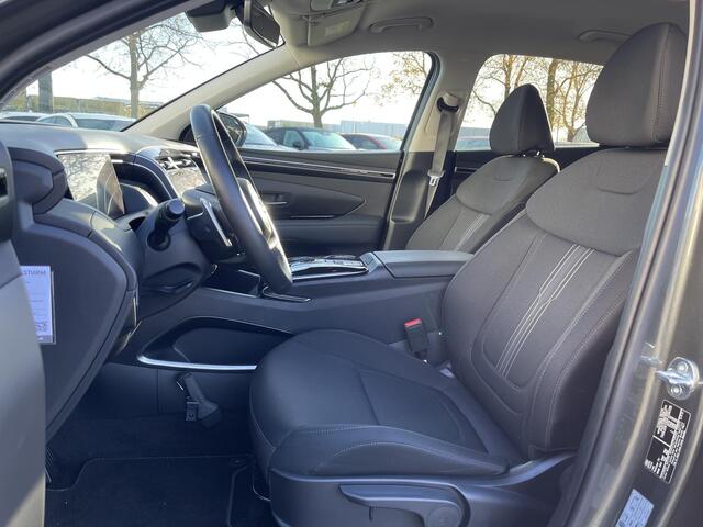 Hyundai TUCSON 1.6 T-GDI PHEV Comfort Smart 4WD | Navigatie | Camera | Apple Carplay/Android Auto | Stuur- + Stoelverwarming | Elek. Achterklep | Rijklaarprijs!