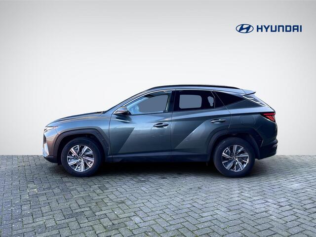 Hyundai TUCSON 1.6 T-GDI HEV Comfort Smart | Navigatie | Camera | Stuur- + Stoelverwarming | Elek. Achterklep | Premium Audio | Rijklaarprijs!