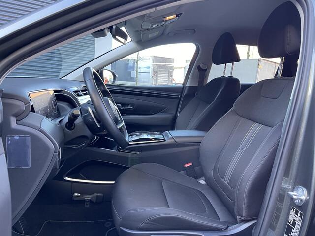 Hyundai TUCSON 1.6 T-GDI HEV Comfort Smart | Navigatie | Camera | Stuur- + Stoelverwarming | Elek. Achterklep | Premium Audio | Rijklaarprijs!