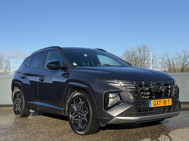 Hyundai TUCSON 1.6 T-GDI 265 PK PHEV Premium 4WD | Schuifkanteldak 'Pano' | Alcantara | Blind spot camera | N-Line Pack | Vierwielaandrijving |