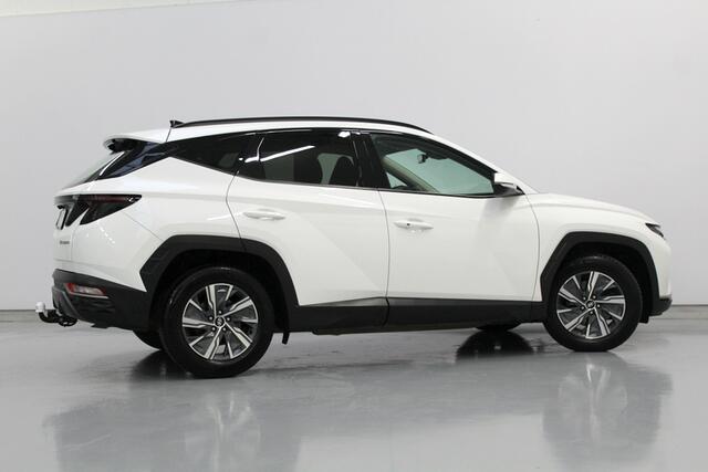 Hyundai TUCSON 1.6 T-GDI MHEV ESSENTIAL 150PK, 1650KG TREKGEWICHT | STOEL/STUUR VERWARMING | DAB | CARPLAY | TREKHAAK | CAMERA