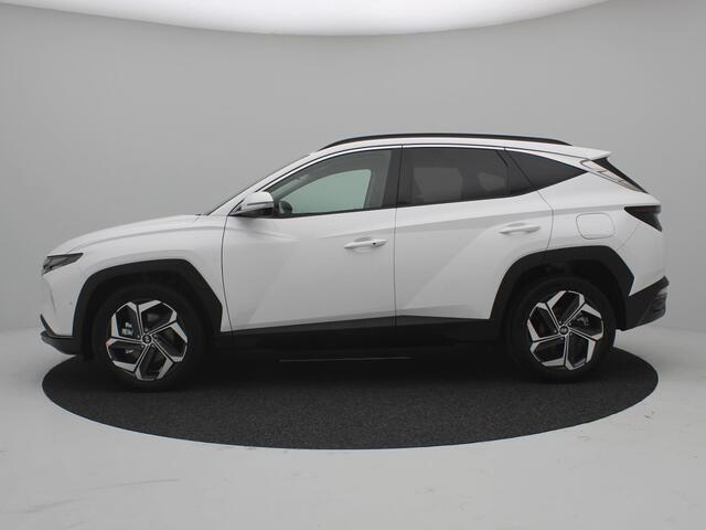Hyundai TUCSON 1.6 T-GDI PHEV Comfort Smart 4WD / 1350KG Trekgewicht / Navigatie + Apple Carplay/Android Auto / Climate Control / Keyless Entry & Start / 19" LMV / Automatische Achterklep / Bluelink /