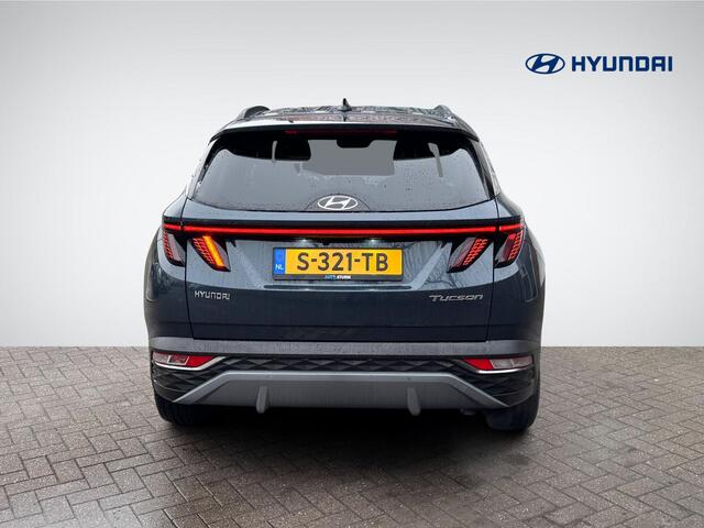 Hyundai TUCSON 1.6 T-GDI MHEV Comfort Smart | Navigatie | Camera | Stuur- + Stoelverwarming | Elek. Achterklep | Premium Audio | Apple Carplay/Android Auto | Rijklaarprijs!