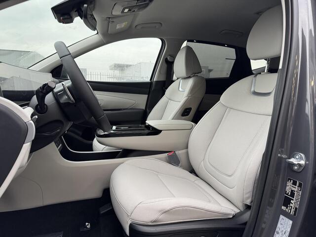 Hyundai TUCSON 1.6 T-GDI HEV Premium Light Grey Interior