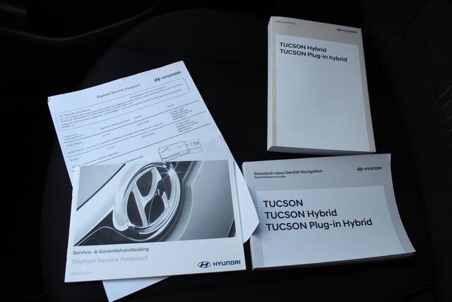 Hyundai TUCSON 1.6 T-GDI PHEV Comfort Smart 4WD / Trekhaak (1350 KG) / Navigatie + Apple Carplay/Android Auto / Cruise Control Adaptief / Climate Control / Stoel- + Stuurverwarming /