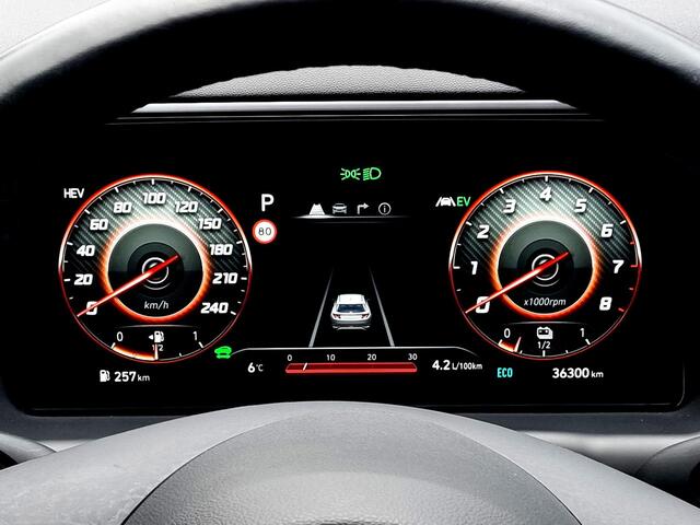 Hyundai TUCSON 1.6 T-GDI PHEV Premium 4WD Automaat / Trekhaak (Afneembaar) / 1350KG Trekgewicht / Lederen Bekleding / Elektrische Achterklep