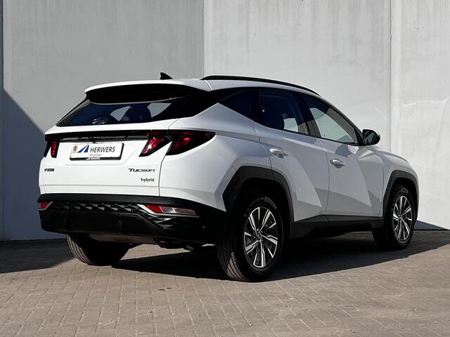 Hyundai TUCSON 1.6 T-GDI HEV Comfort Automaat / Trekgewicht 1.650 kg / Navigatie / Adaptieve CC / Dode hoek detectie / Camera / Apple Carplay Android /