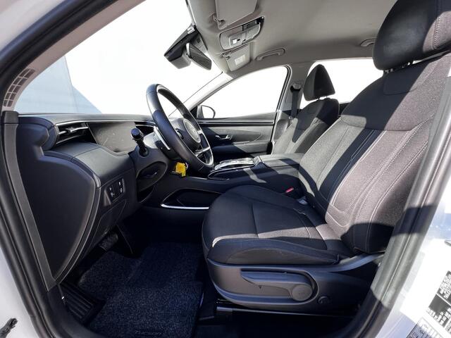 Hyundai TUCSON 1.6 T-GDI HEV Comfort Automaat / Trekgewicht 1.650 kg / Navigatie / Adaptieve CC / Dode hoek detectie / Camera / Apple Carplay Android /
