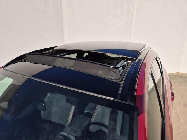 Hyundai TUCSON 1.6 T-GDI HEV N Line Sky Automaat / Apple Carplay Android Auto / Rondomzicht camera / Glazen schuif- en kanteldak / Adaptief cruise control / Stuur-, en stoelverwarming / stoelverkoeling /