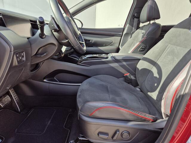 Hyundai TUCSON 1.6 T-GDI HEV N Line Sky Automaat / Apple Carplay Android Auto / Rondomzicht camera / Glazen schuif- en kanteldak / Adaptief cruise control / Stuur-, en stoelverwarming / stoelverkoeling /