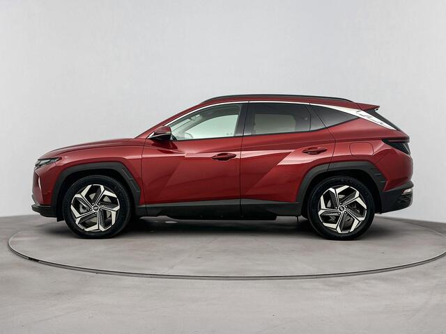 Hyundai TUCSON 1.6 T-GDI PHEV Comfort Smart 4WD | Stoel + Stuurverwarming | Trekhaak | El. bed. achterklep| Krell Audio | Navigatie | Camera |