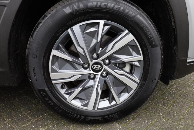 Hyundai TUCSON 1.6 T-GDI MHEV 7DCT CAMERA CARPLAY CRUISE 17"LMV DAB STUUR+STOELVERWARMING PDC 2xKEYLESS