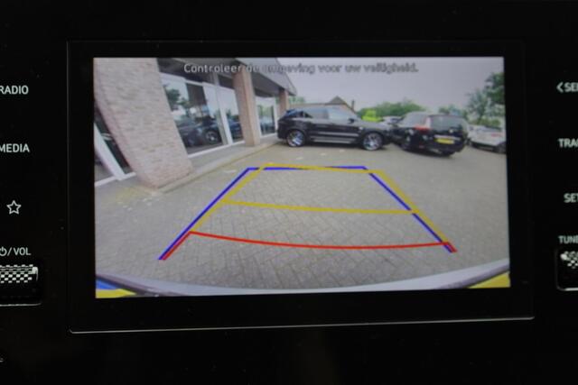 Hyundai TUCSON 1.6 T-GDI MHEV 7DCT CAMERA CARPLAY CRUISE 17"LMV DAB STUUR+STOELVERWARMING PDC 2xKEYLESS