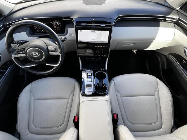 Hyundai TUCSON 1.6 T-GDI HEV 230pk Premium Sky Automaat / Trekgewicht 1.650 kg / Schuif-kanteldak / Leder / Elektrische klep en stoelen / Adaptieve Cruise Control / Leder / Camera 360° /