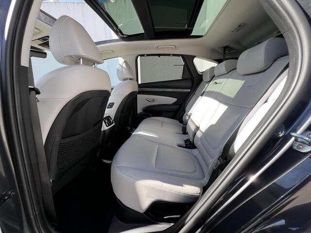 Hyundai TUCSON 1.6 T-GDI HEV 230pk Premium Sky Automaat / Trekgewicht 1.650 kg / Schuif-kanteldak / Leder / Elektrische klep en stoelen / Adaptieve Cruise Control / Leder / Camera 360° /