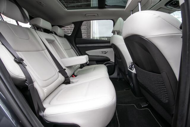 Hyundai TUCSON 1.6 T-GDI PHEV Premium Sky 4WD - All-in rijklrprs | schuif- k dak | trekhaak