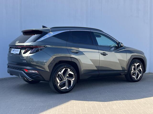 Hyundai TUCSON 1.6 T-GDI HEV 230pk Comfort Smart Automaat / Trekgewicht 1.650 kg / Premium Wielen / Stuur- en stoelverwarming voor / Apple Carplay Android / Elektrische Achterklep / Adaptieve Cruise Control / Krell Soundsystem