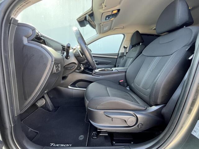 Hyundai TUCSON 1.6 T-GDI HEV 230pk Comfort Smart Automaat / Trekgewicht 1.650 kg / Premium Wielen / Stuur- en stoelverwarming voor / Apple Carplay Android / Elektrische Achterklep / Adaptieve Cruise Control / Krell Soundsystem