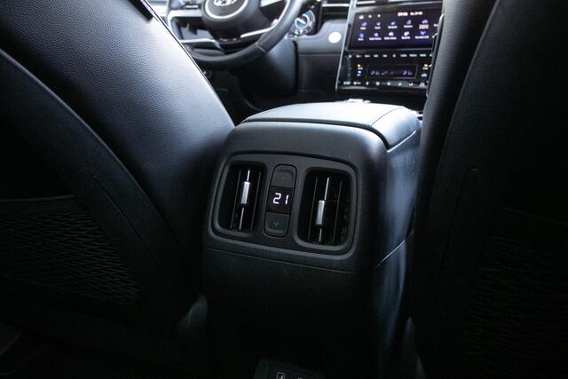 Hyundai TUCSON 1.6 T-GDI PHEV Premium Sky 4WD - All-in rjklrprs | schuif-k dak | zeer compleet uitgerust