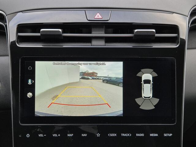 Hyundai TUCSON 1.6 T-GDI HEV 230Pk Comfort Automaat / Trekgewicht 1650 Kg / Apple Carplay Android Auto / Keyless Entry/Start / Achteruitrijcamera / Cruise control / Lichtmetalen wielen 17" /