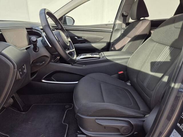 Hyundai TUCSON 1.6 T-GDI HEV 230Pk Comfort Automaat / Trekgewicht 1650 Kg / Apple Carplay Android Auto / Keyless Entry/Start / Achteruitrijcamera / Cruise control / Lichtmetalen wielen 17" /