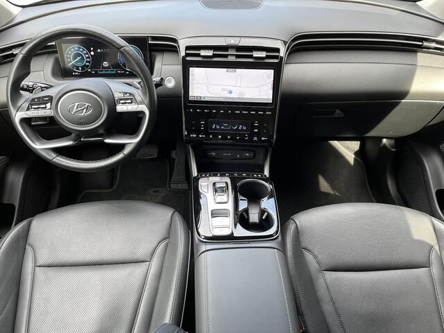 Hyundai TUCSON 1.6 T-GDI PHEV 265pk Plug-in Premium 4WD Automaat / Trekgewicht 1.350 kg / Lederen Bekleding / Dealer onderhouden / 19" LMV / Stuur- en Stoelverwarming en stoelventilatie / 360° Camera / Climate Control / Krell Audiosysteem