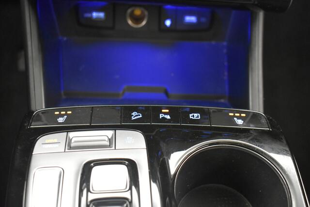 Hyundai TUCSON 1.6 T-GDI PHEV 4WD Panorama Schuifdak Camera Stoelverwarming Navi