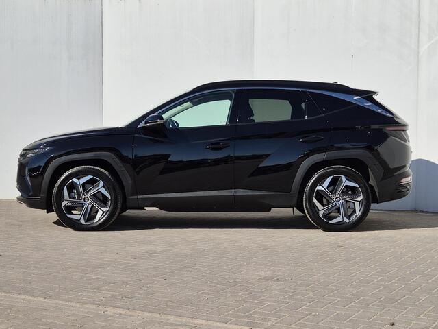 Hyundai TUCSON 1.6 T-GDI PHEV Plug-in Comfort Smart 4WD Automaat / Accu SoH 100% / Stuur- en Stoelverwarming / Elektrisch achterklep / 19" LMV / Apple Carplay - Android Auto / Adaptief cruise control / Achteruitrijcamera /