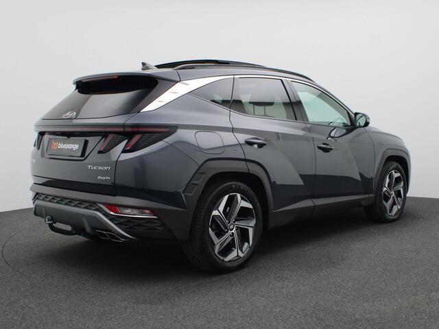 Hyundai TUCSON 1.6 T-GDI PHEV Comfort Sky 4WD 265PK Aut. Pano-Schuifdak, Adaptieve Cruise Controle, Navi, Stoel-Stuurverwarming, Side Assist, Keyless, Trekhaak, 19" LM Velgen