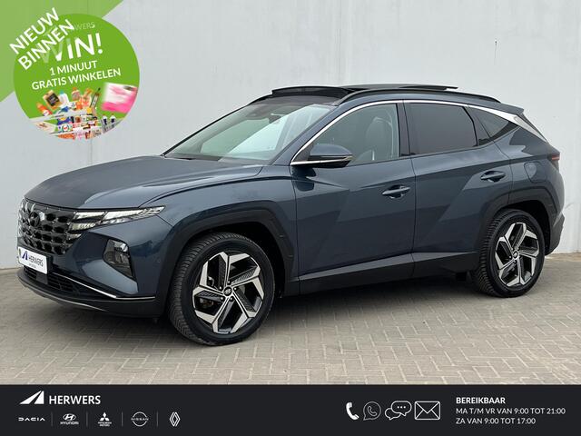 Hyundai TUCSON 1.6 T-GDI PHEV Premium Sky 4WD Automaat / Trekgewicht 1.350 kg / 100% Dealer onderhouden / Elektrisch Glazen schuif- en kanteldak / Elektrische achterklep / Camera 360° / Apple Carplay & Android Auto / Stuur- en stoelverwarming voor en achter / Stoelverko