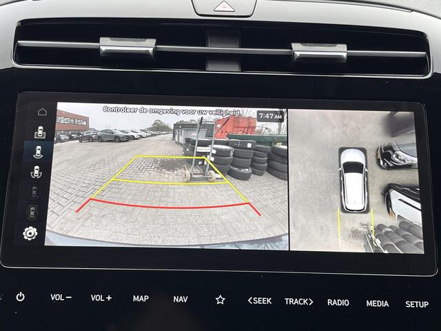 Hyundai TUCSON 1.6 T-GDI PHEV Premium Sky 4WD Automaat / Trekgewicht 1.350 kg / 100% Dealer onderhouden / Elektrisch Glazen schuif- en kanteldak / Elektrische achterklep / Camera 360° / Apple Carplay & Android Auto / Stuur- en stoelverwarming voor en achter / Stoelverko