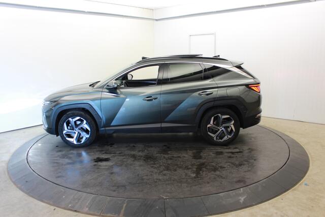 Hyundai TUCSON 1.6 T-GDI PHEV Premium Sky 4WD Trekh El aKlep Pano Vol leder