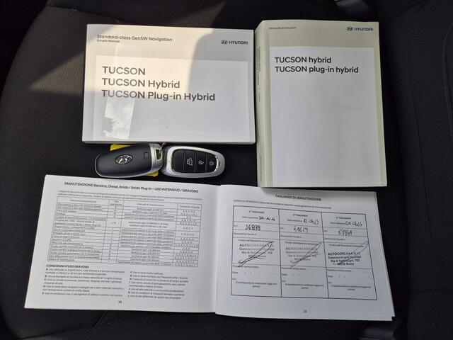 Hyundai TUCSON 1.6 T-GDI HEV 230pk Comfort Automaat / 1650kg Trekgewicht / Dealer onderhouden / Cruise control Keyless Entry/Start / Achteruitrijcamera / Apple Carplay Android Auto / Lichtmetalen wielen 17" /