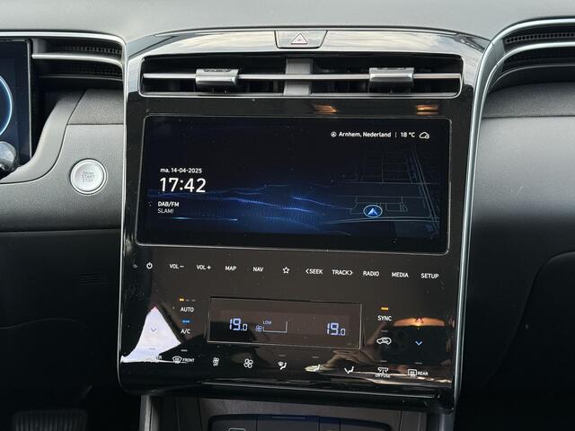 Hyundai TUCSON 1.6 T-GDI PHEV Comfort Smart 4WD / Navigatie / Stoel- & Stuurverwarming / Adaptive Cruise Control / Climate Control / Apple Carplay & Android Auto / Keyless /