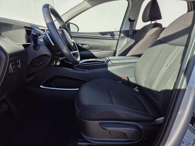 Hyundai TUCSON 1.6 T-GDI HEV 230Pk Comfort Automaat / 1650KG Trekgewicht / Navigatie / Achteruitrijcamera / Apple Carplay Android Auto / Cruise control / Lichtmetalen wielen 17" /