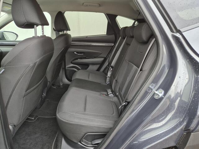 Hyundai TUCSON 1.6 T-GDI PHEV Plug-in Comfort 4WD Automaat / Accu SoH 100% / Trekhaak Afneembaar / Trekgewicht 1350 Kg / Apple Carplay Android Auto / Stoelverwarming / Cruise control / Keyless Entry/Start /