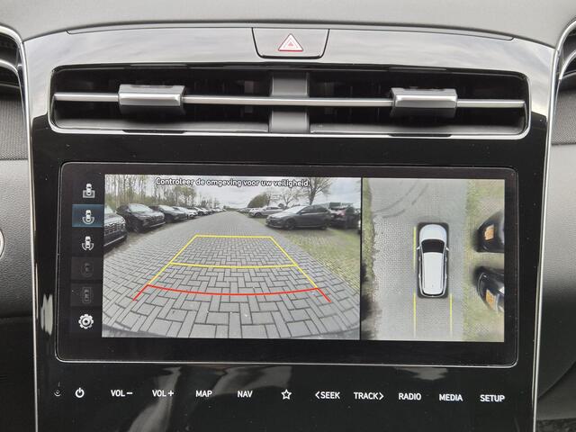 Hyundai TUCSON 1.6 T-GDI HEV 230 Pk Premium Sky Automaat / Trekgewicht 1650 Kg / Glazen schuif- en kanteldak / Stoelventilatie / Adaptief cruise control / Elektrische achterklep / Krell Premium Audio /