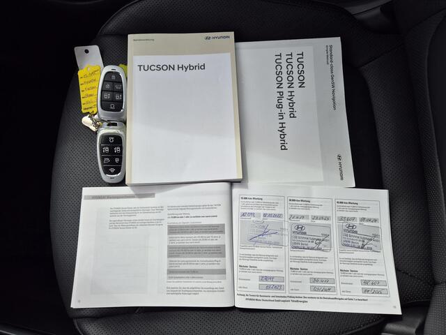 Hyundai TUCSON 1.6 T-GDI HEV 230 Pk Premium Sky Automaat / Trekgewicht 1650 Kg / Glazen schuif- en kanteldak / Stoelventilatie / Adaptief cruise control / Elektrische achterklep / Krell Premium Audio /