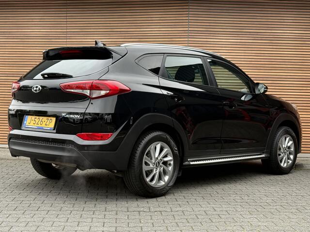 Hyundai TUCSON 1.6 GDi Comfort Navi / Camera / Sidebars / Dodehoek / Cruise / Carplay