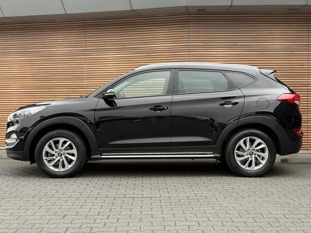 Hyundai TUCSON 1.6 GDi Comfort Navi / Camera / Sidebars / Dodehoek / Cruise / Carplay