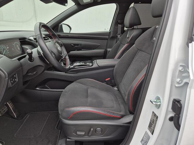 Hyundai TUCSON 1.6 T-GDI PHEV Plug-in N Line Sky 4WD Automaat / Achteruitrijcamera / Apple Carplay Android Auto / Glazen schuif- en kanteldak / Trekgewicht 1350 Kg / Stuur- en Stoelverwarming / Elektrisch bedienbare stoelen - achterklep /
